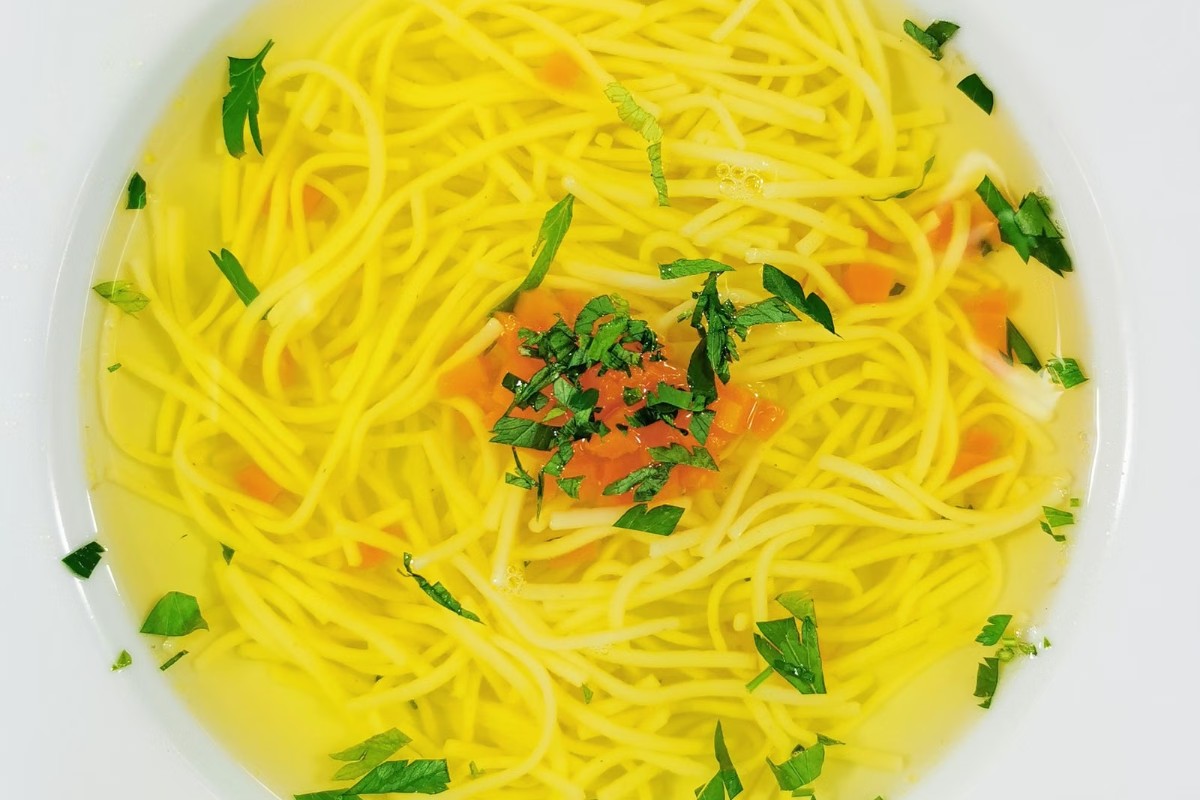 마운자로 12일차 점심 회사식당 물국수