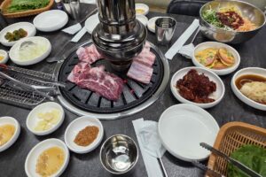 마운자로 40일차 저녁 숯불에 초벌한 생 돼지갈비 썸네일