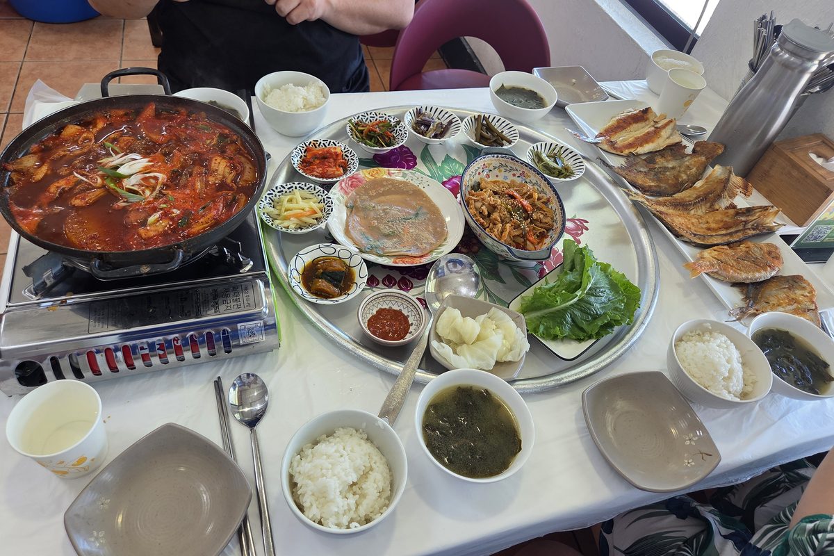 마운자로 37일차 점심 생선구이정식과 갈치조림 한상차림
