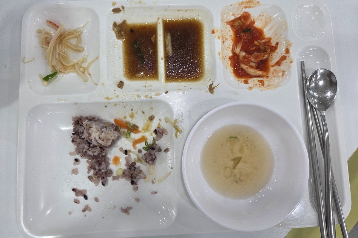 마운자로 48일차 점심을 다 먹지 못하고 남긴 식판