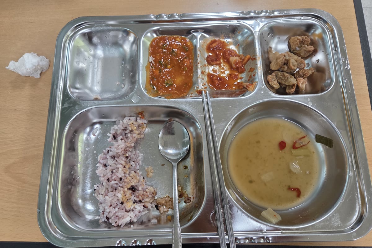 목요일 점심 식후 식판 원본