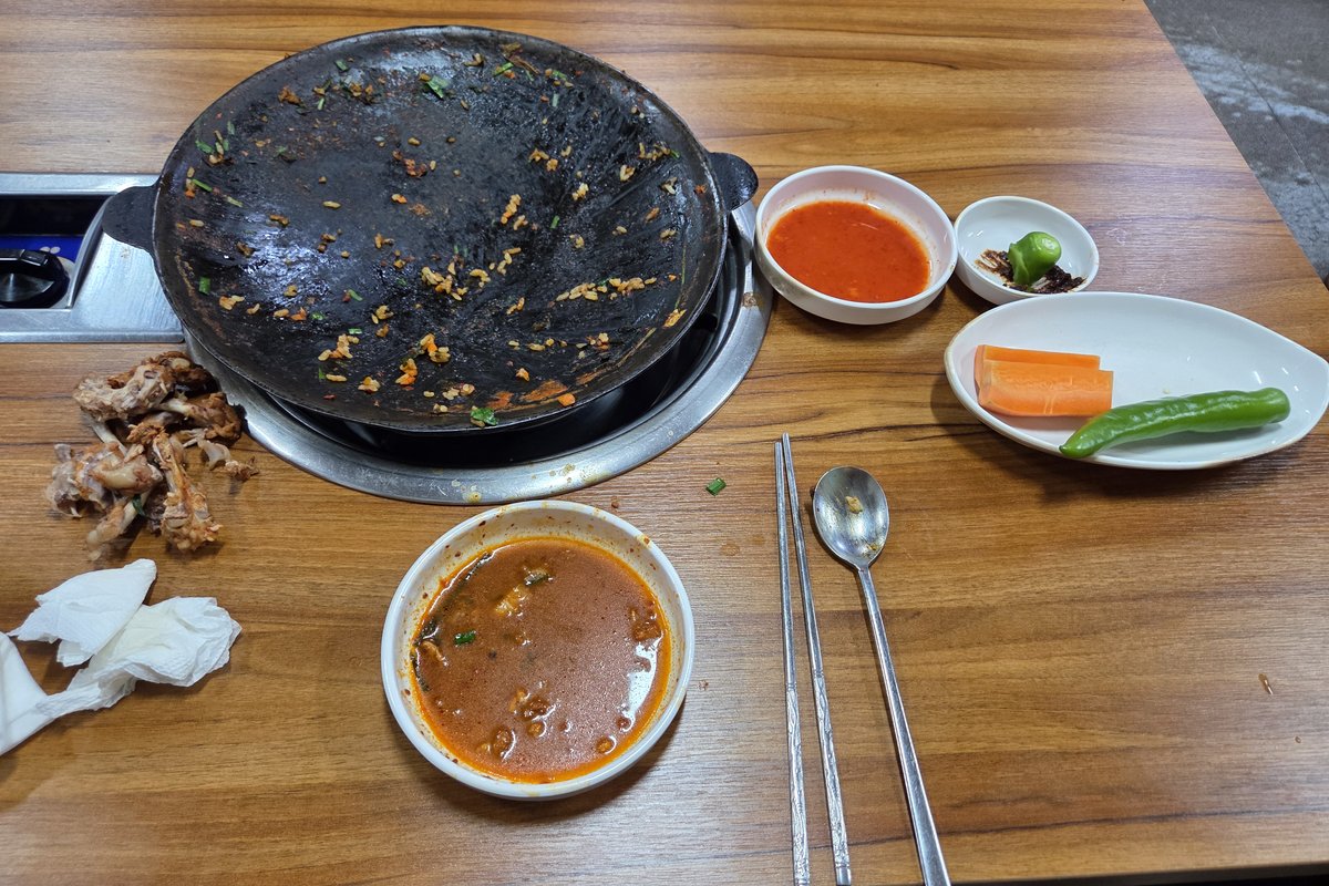 마운자로 10주차 물닭갈비 2인분과 볶음밥을 다 먹고 비운 철판